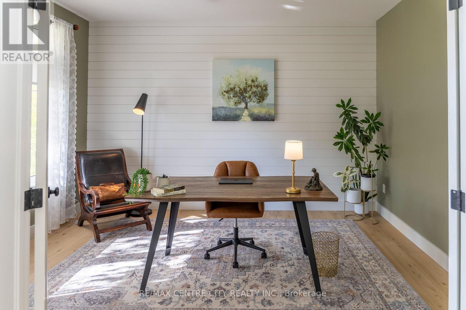 56 Caverhill Crescent, Middlesex Centre, Ontario  N0L 1R0 - Photo 7 - X12498266