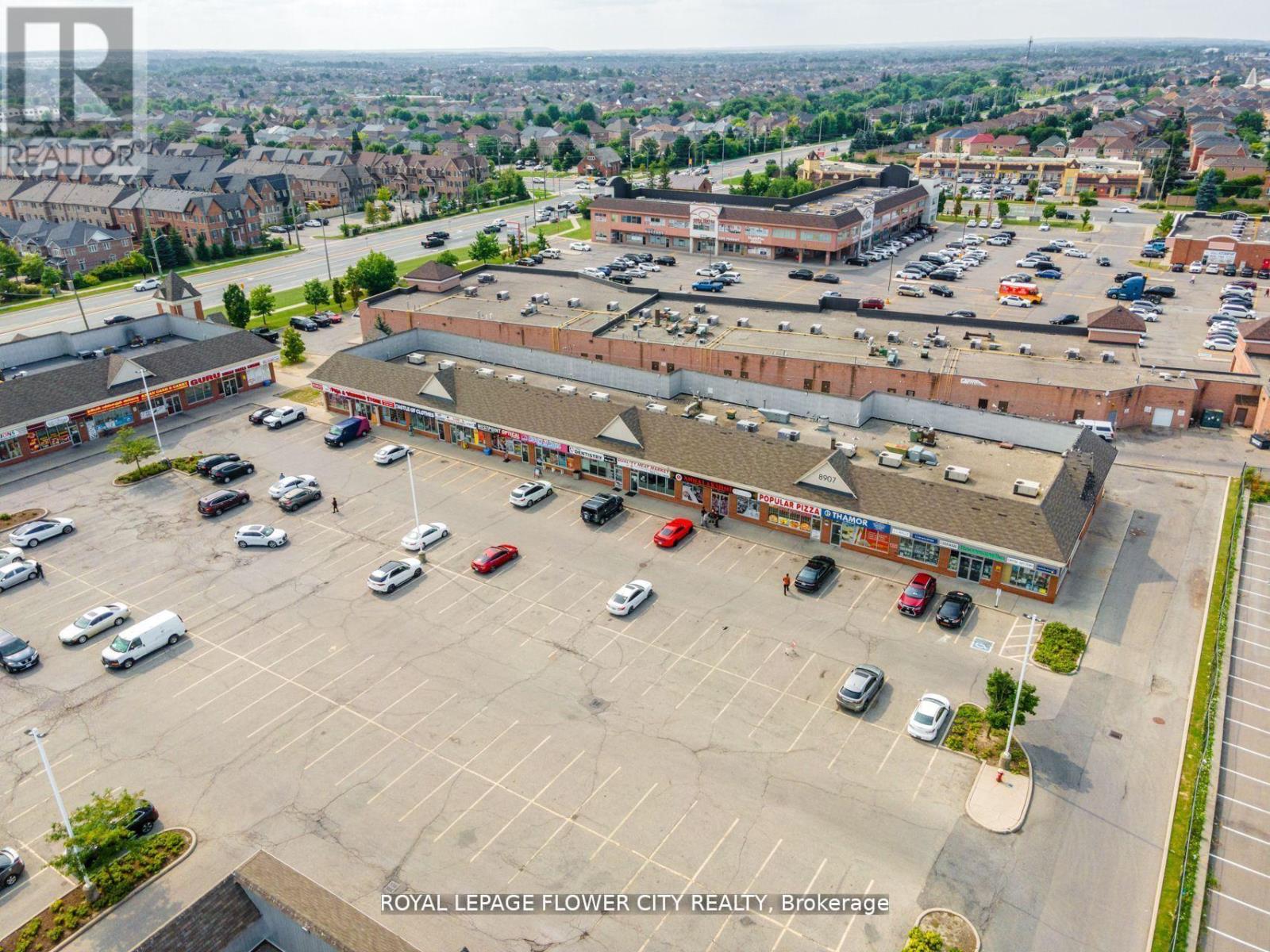 14 Faye Street, Brampton (Bram East), Ontario  L6P 4M9 - Photo 38 - W12498234