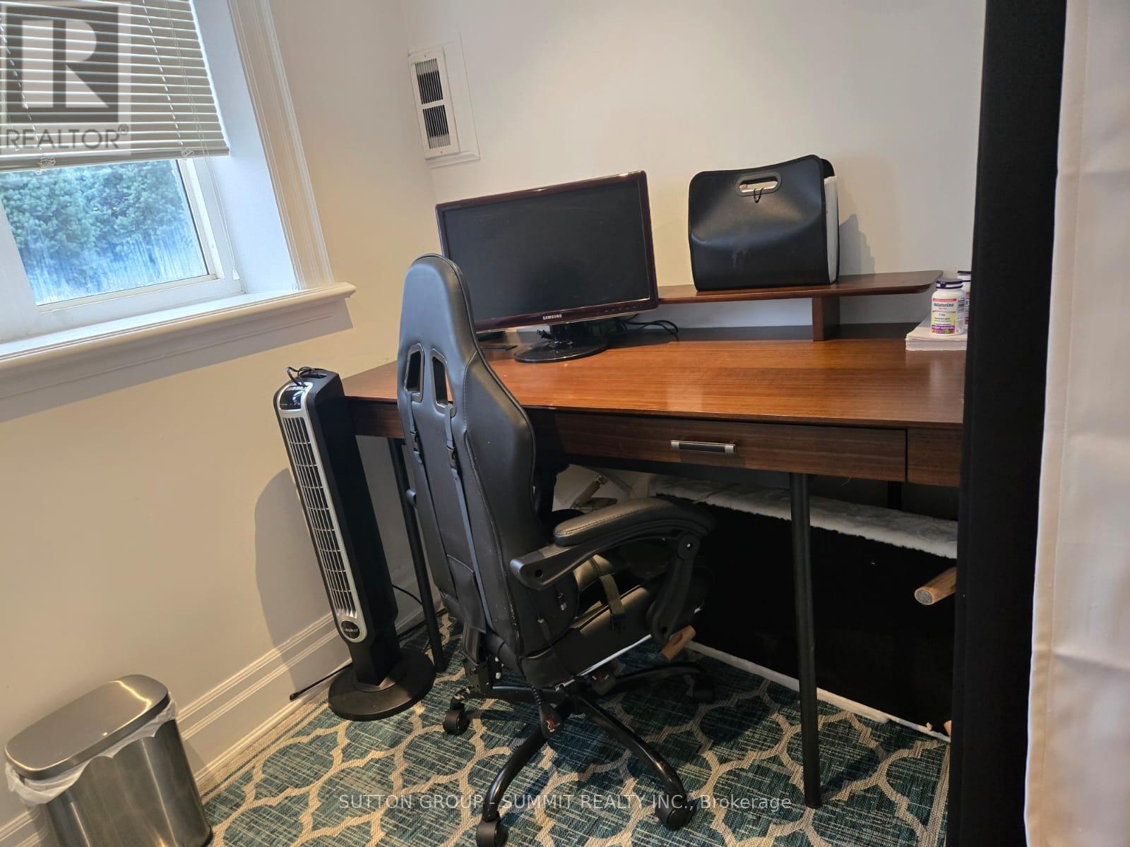 104 - 2615 Keele Street, Toronto (Maple Leaf), Ontario  M6L 2P2 - Photo 11 - W12498246