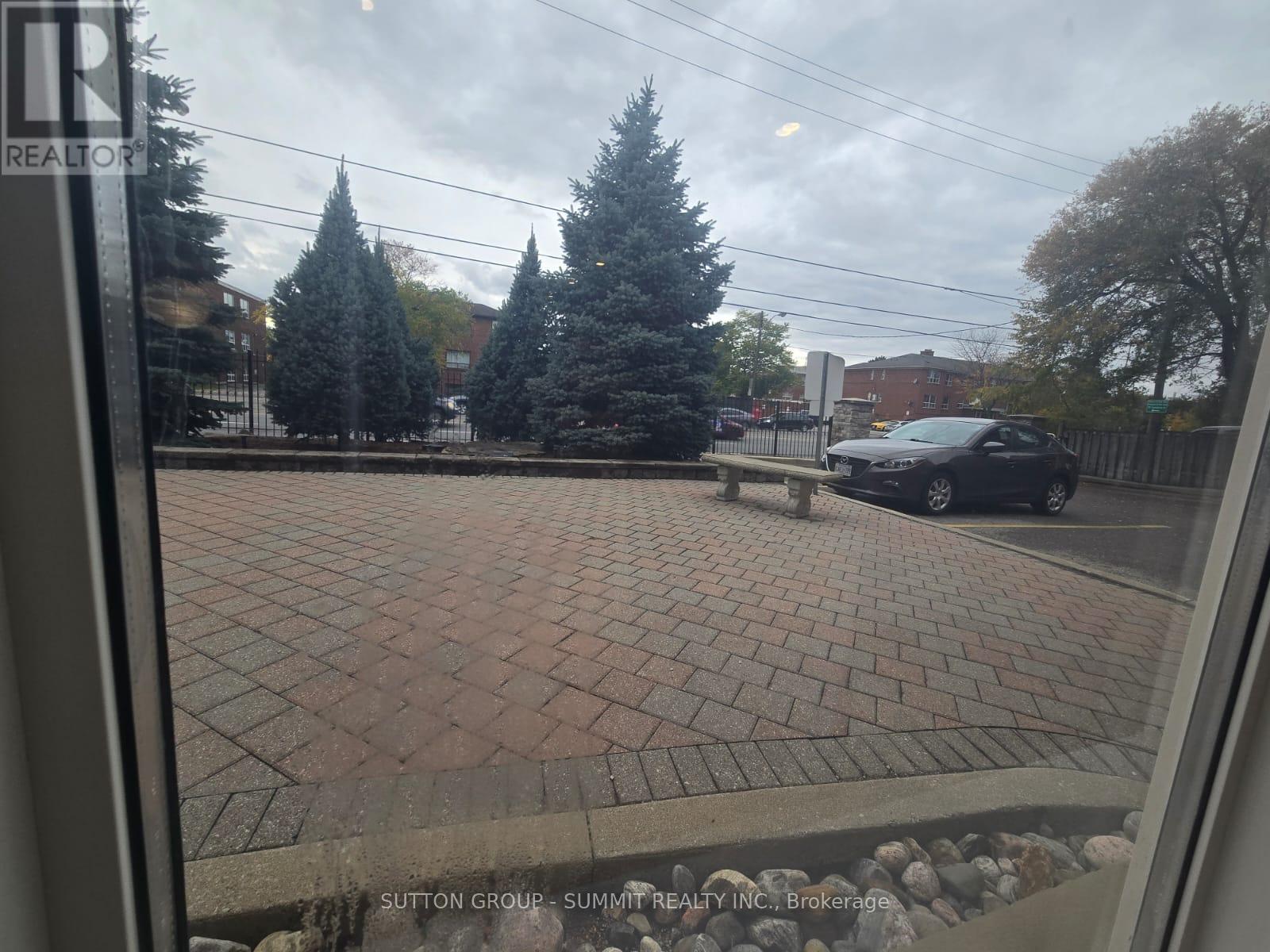 104 - 2615 Keele Street, Toronto (Maple Leaf), Ontario  M6L 2P2 - Photo 14 - W12498246