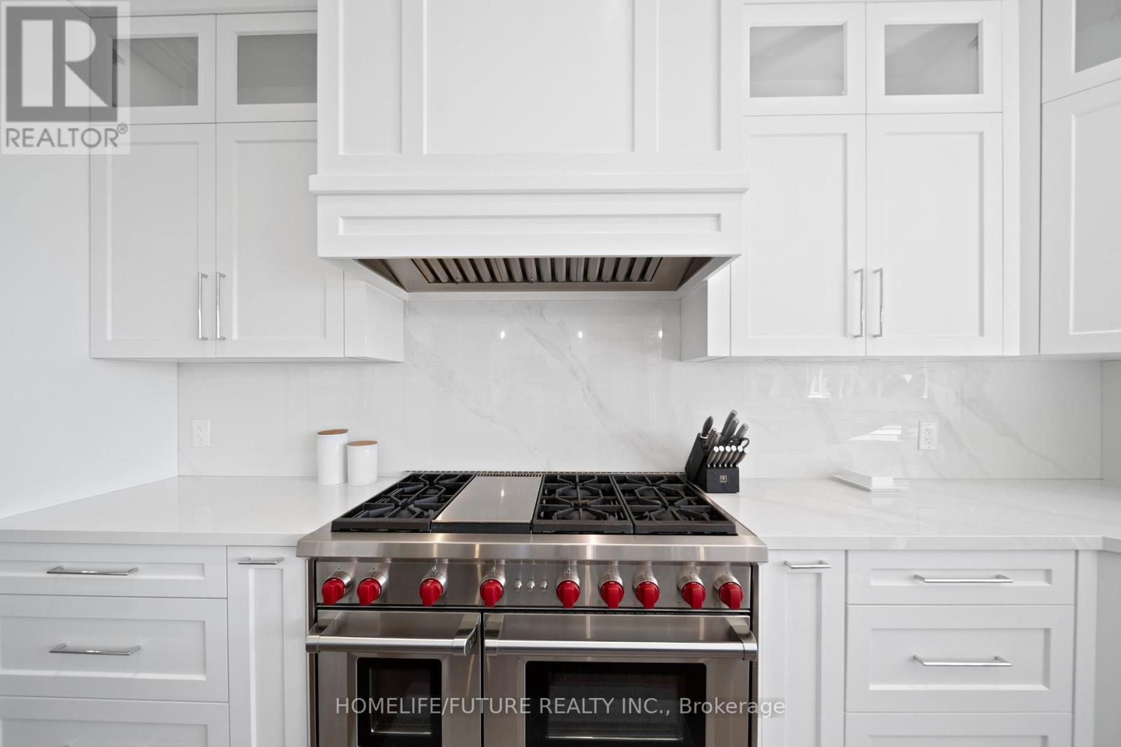 6 Moonlight Place, Brampton (Toronto Gore Rural Estate), Ontario  L6P 0G8 - Photo 8 - W12498250