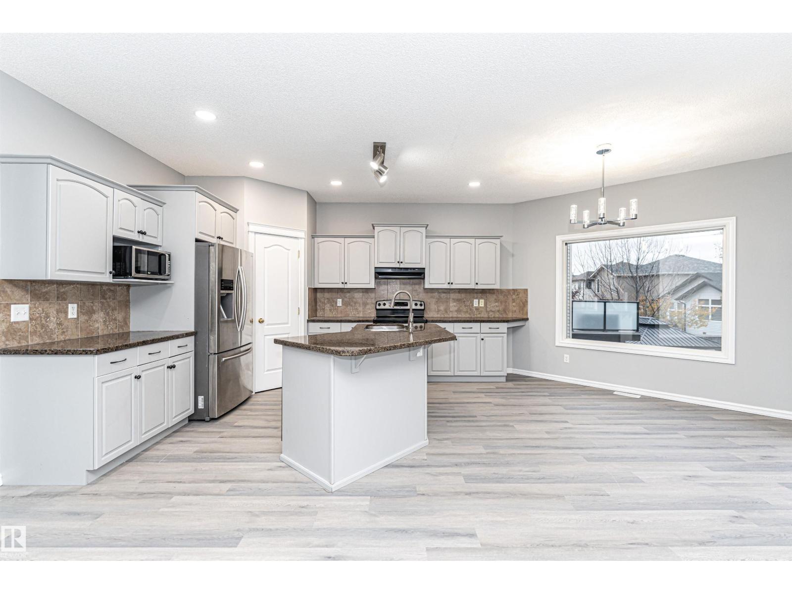 424 Crimson Dr, Sherwood Park, Alberta  T8H 0H2 - Photo 13 - E4464322