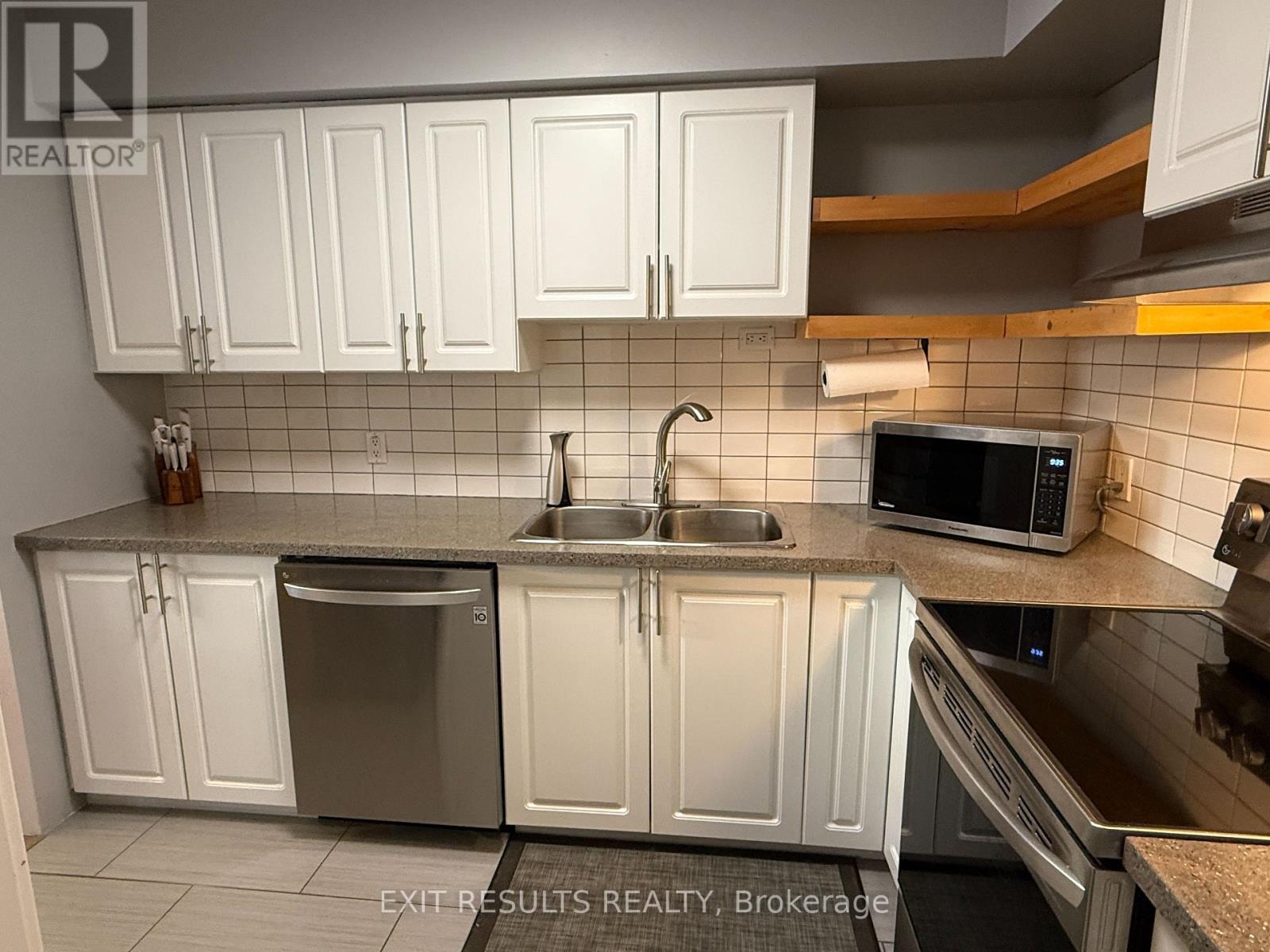 1090 Dianne Avenue, Clarence-Rockland, Ontario  K4K 1G7 - Photo 15 - X12498264