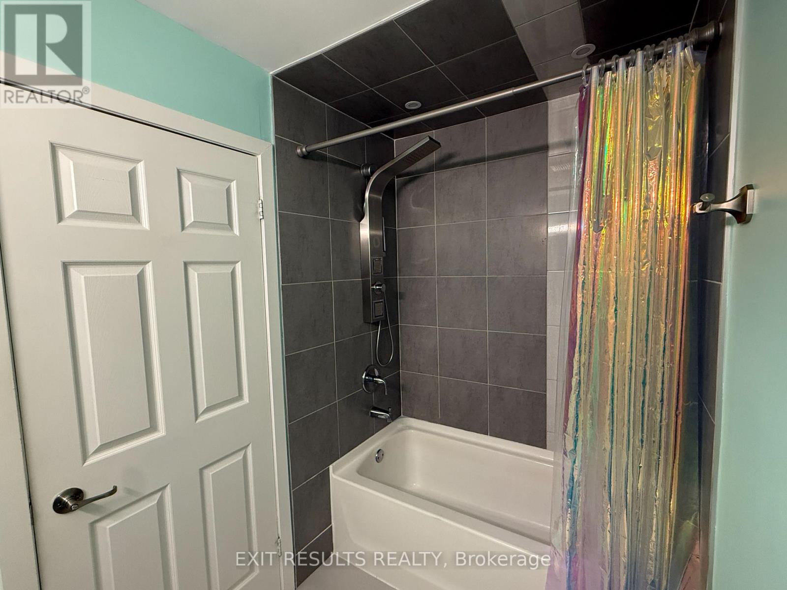1090 Dianne Avenue, Clarence-Rockland, Ontario  K4K 1G7 - Photo 25 - X12498264