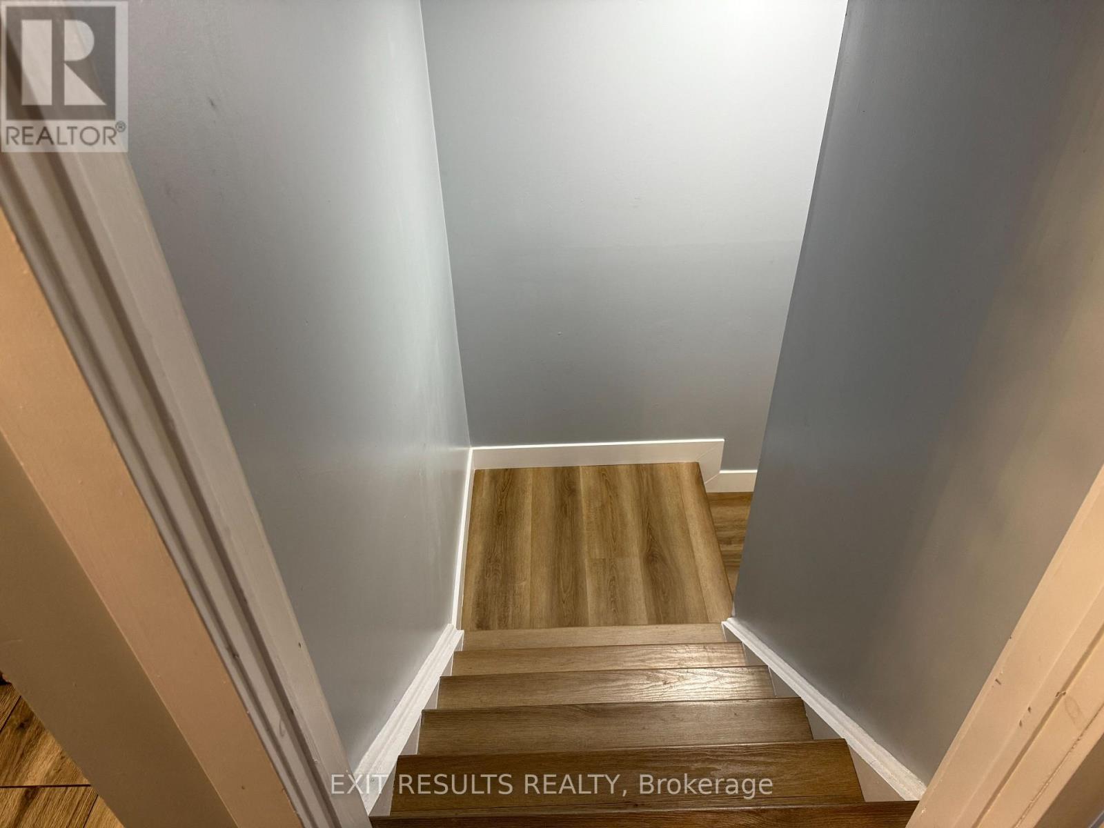 1090 Dianne Avenue, Clarence-Rockland, Ontario  K4K 1G7 - Photo 33 - X12498264