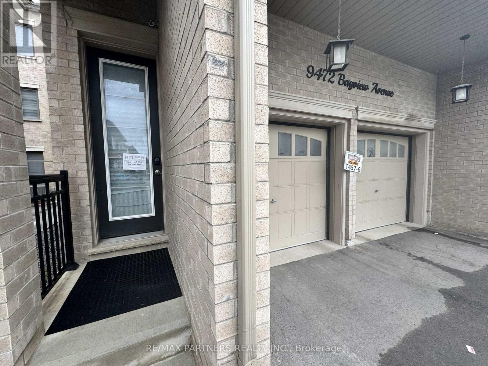 Coach - 9472 Bayview Avenue, Richmond Hill, Ontario  L4C 5H3 - Photo 6 - N12497354