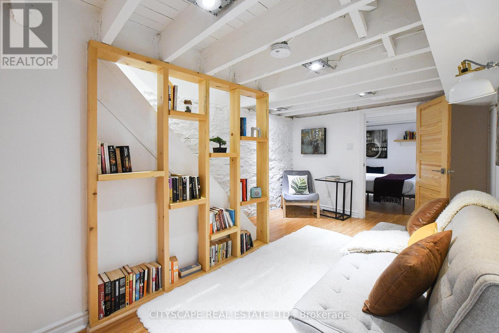 Back Apt - 5 Federal Street, Toronto, Ontario  M6J 3M3 - Photo 11 - C12498256