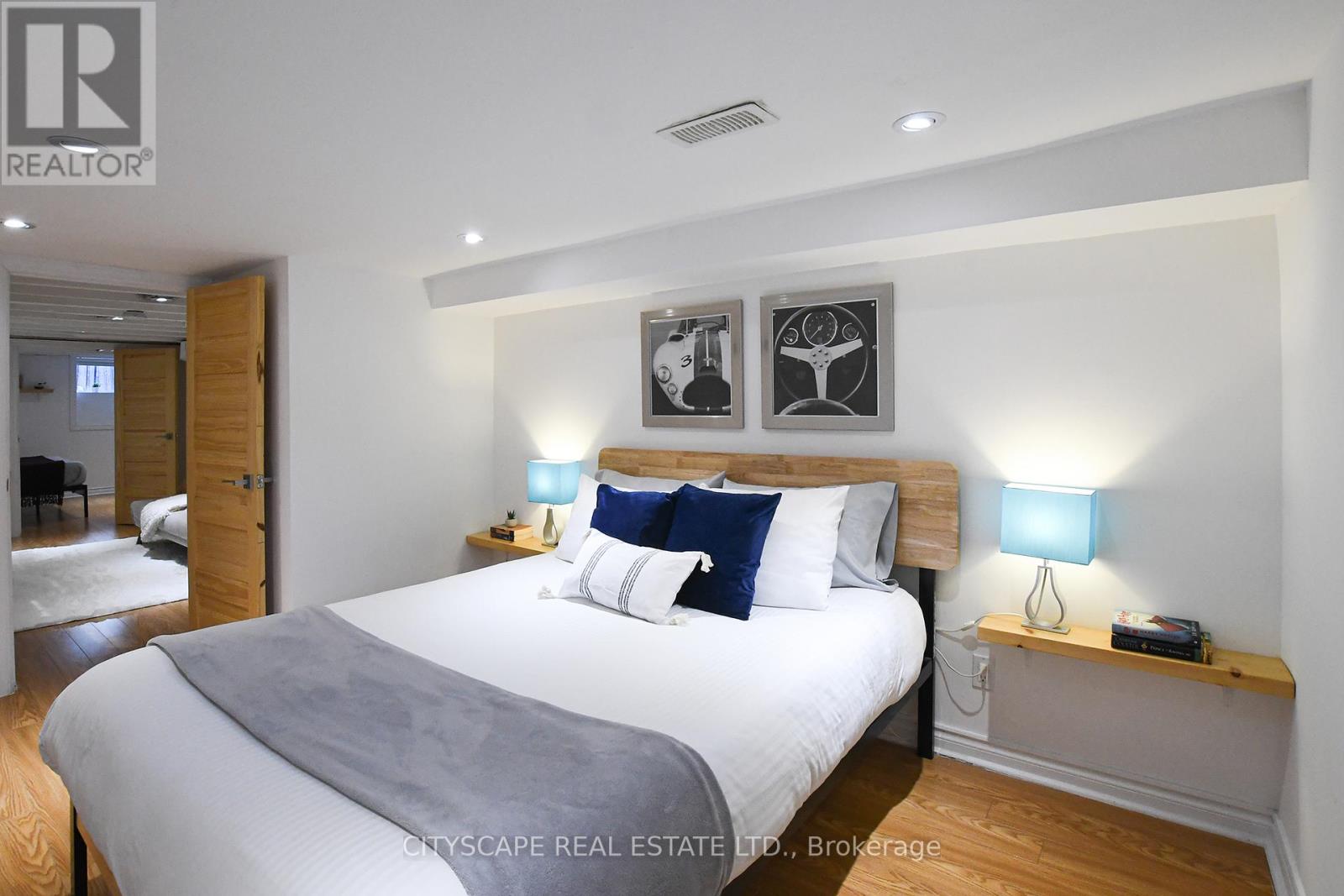 Back Apt - 5 Federal Street, Toronto, Ontario  M6J 3M3 - Photo 13 - C12498256