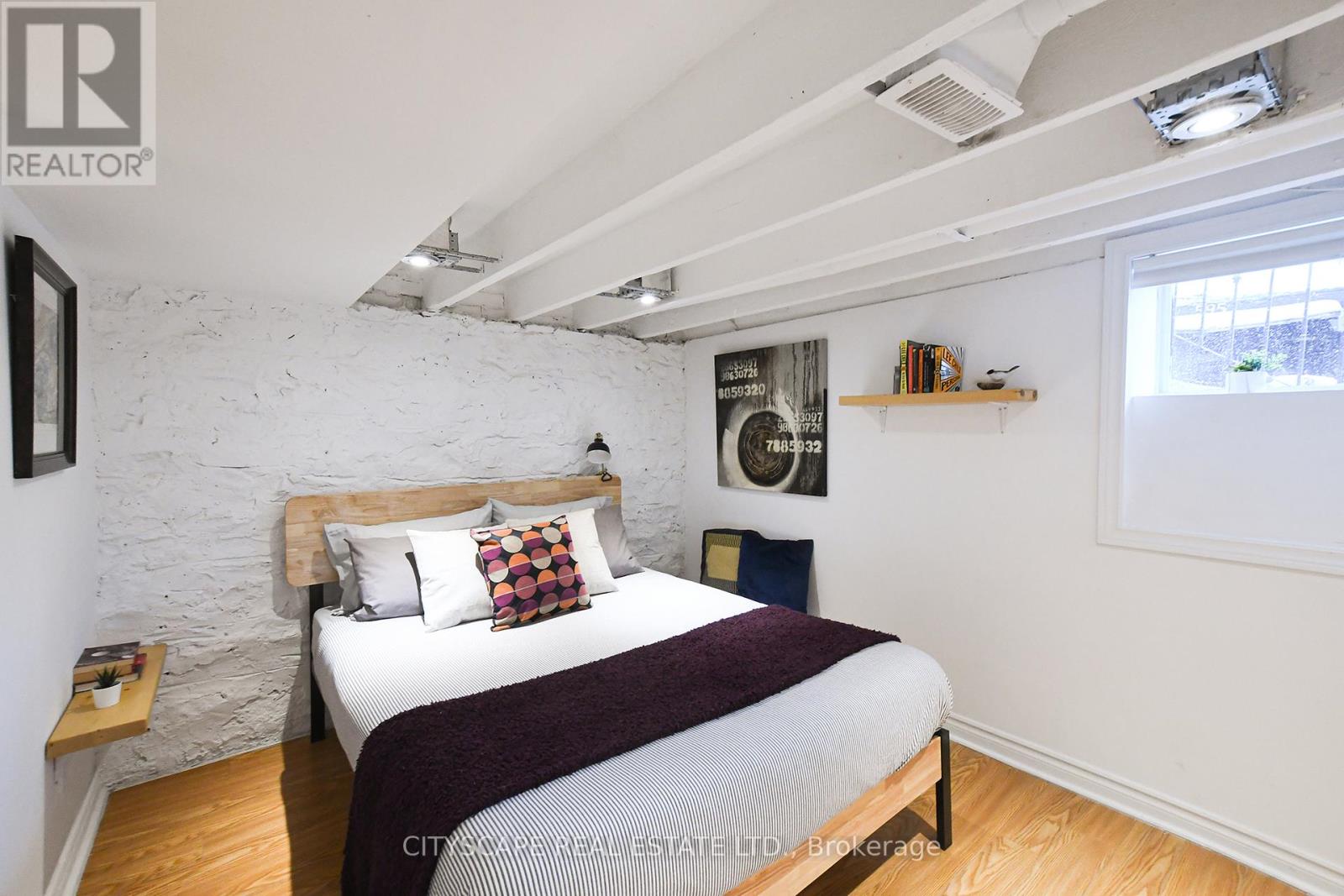 Back Apt - 5 Federal Street, Toronto, Ontario  M6J 3M3 - Photo 15 - C12498256