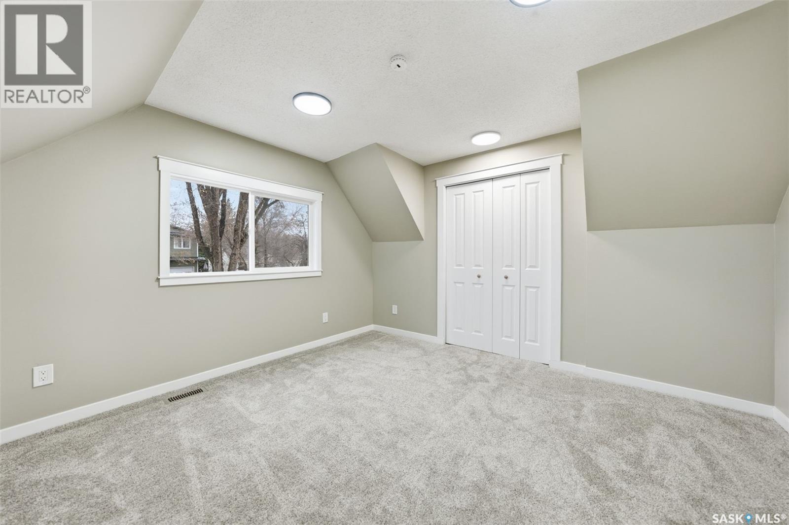 1127 F Avenue N, Saskatoon, Saskatchewan  S7L 1X1 - Photo 15 - SK022110