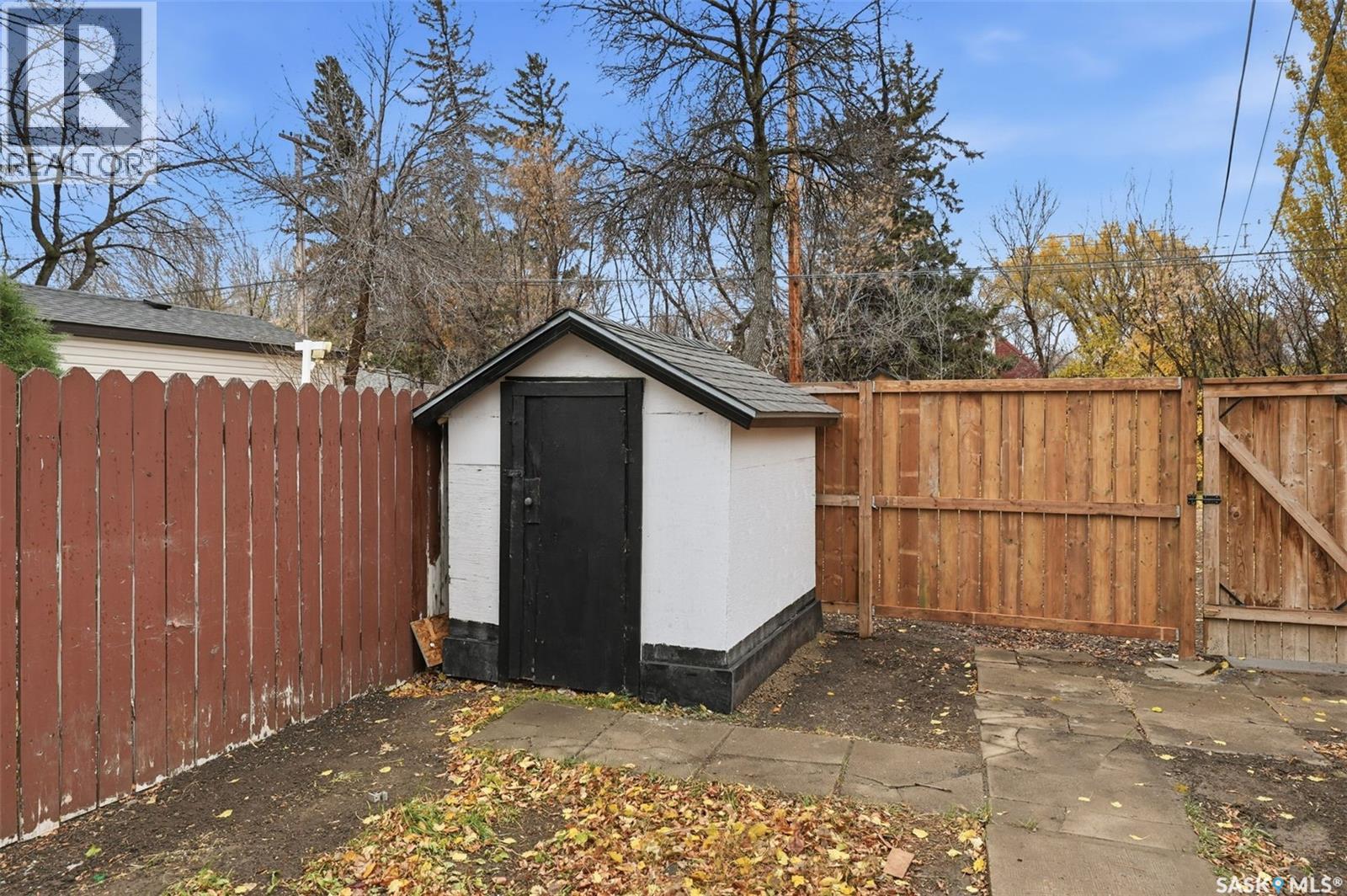 1127 F Avenue N, Saskatoon, Saskatchewan  S7L 1X1 - Photo 23 - SK022110