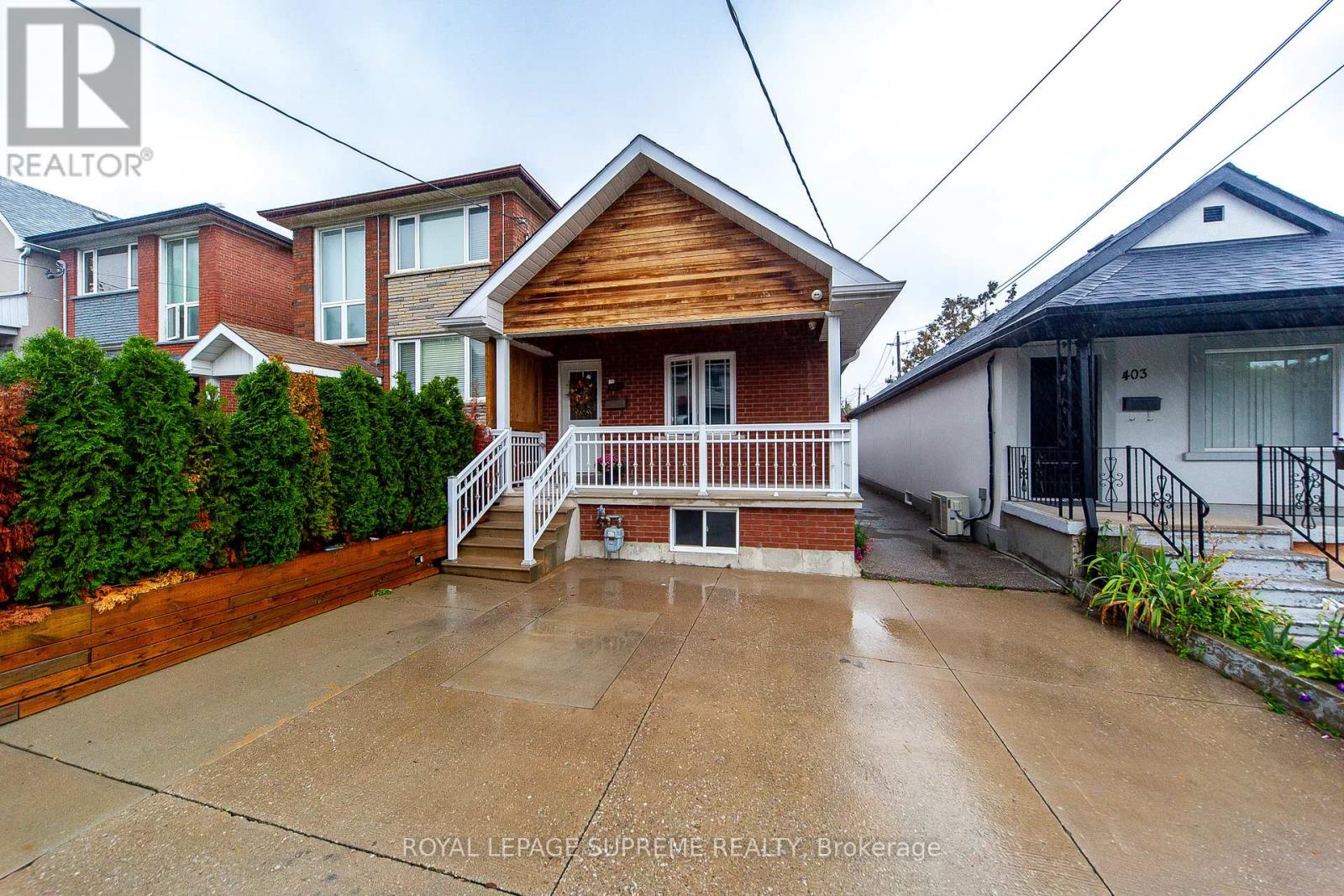 405 Gilbert Avenue, Toronto, Ontario  M6E 4X2 - Photo 17 - W12428895