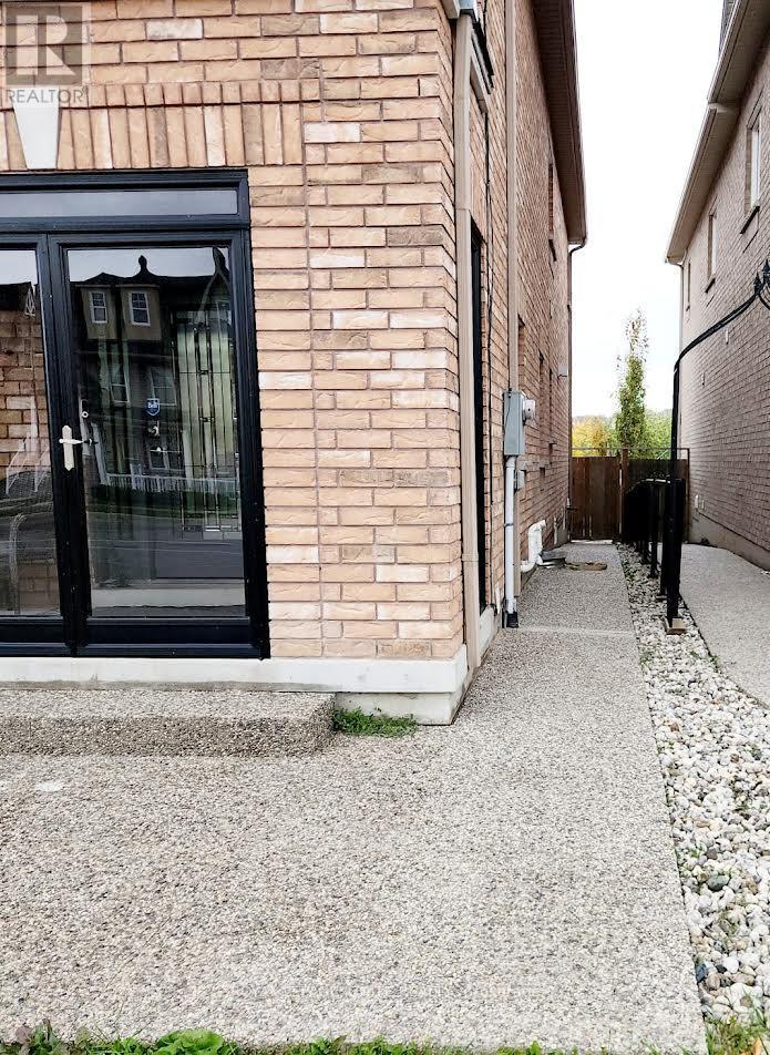 Basement - 1299 Laurier Avenue, Milton, Ontario  L9T 0X3 - Photo 2 - W12498268