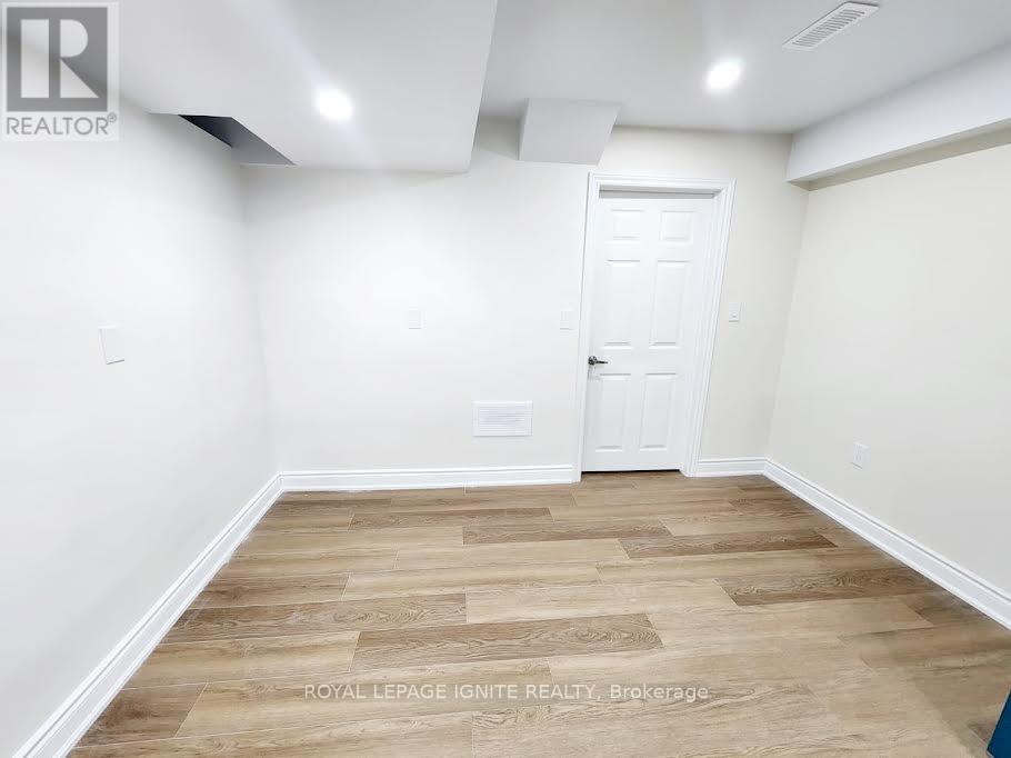 Basement - 1299 Laurier Avenue, Milton, Ontario  L9T 0X3 - Photo 9 - W12498268