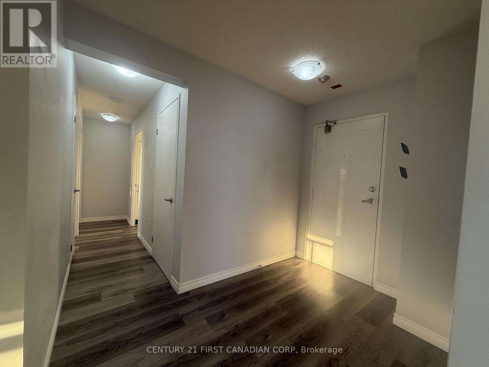 1007 - 333 Commissioners Road W, London South, Ontario  N6J 4X7 - Photo 6 - X12445705