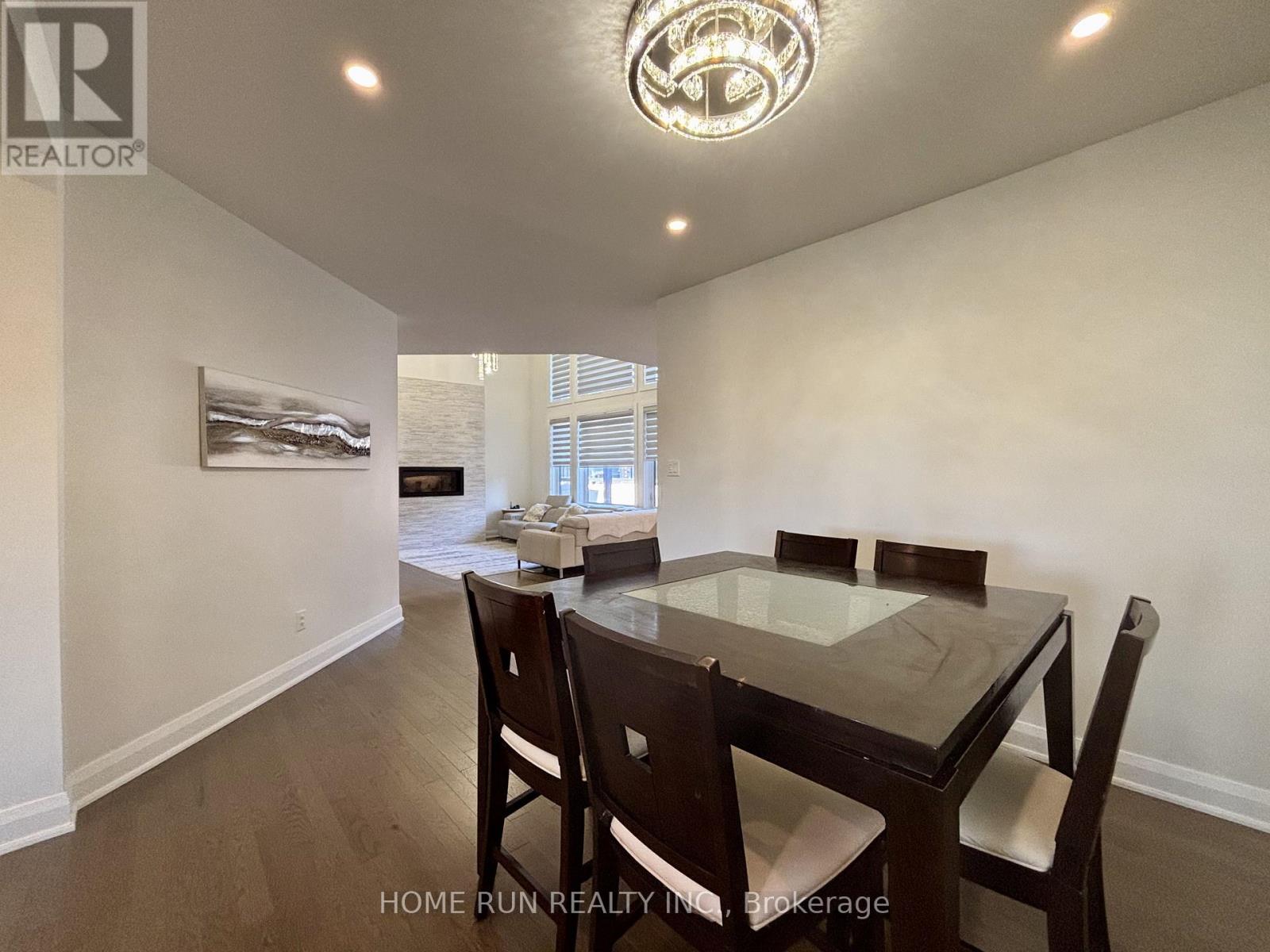 561 Honeylocust Avenue, Ottawa, Ontario  K2V 0L8 - Photo 15 - X12498280