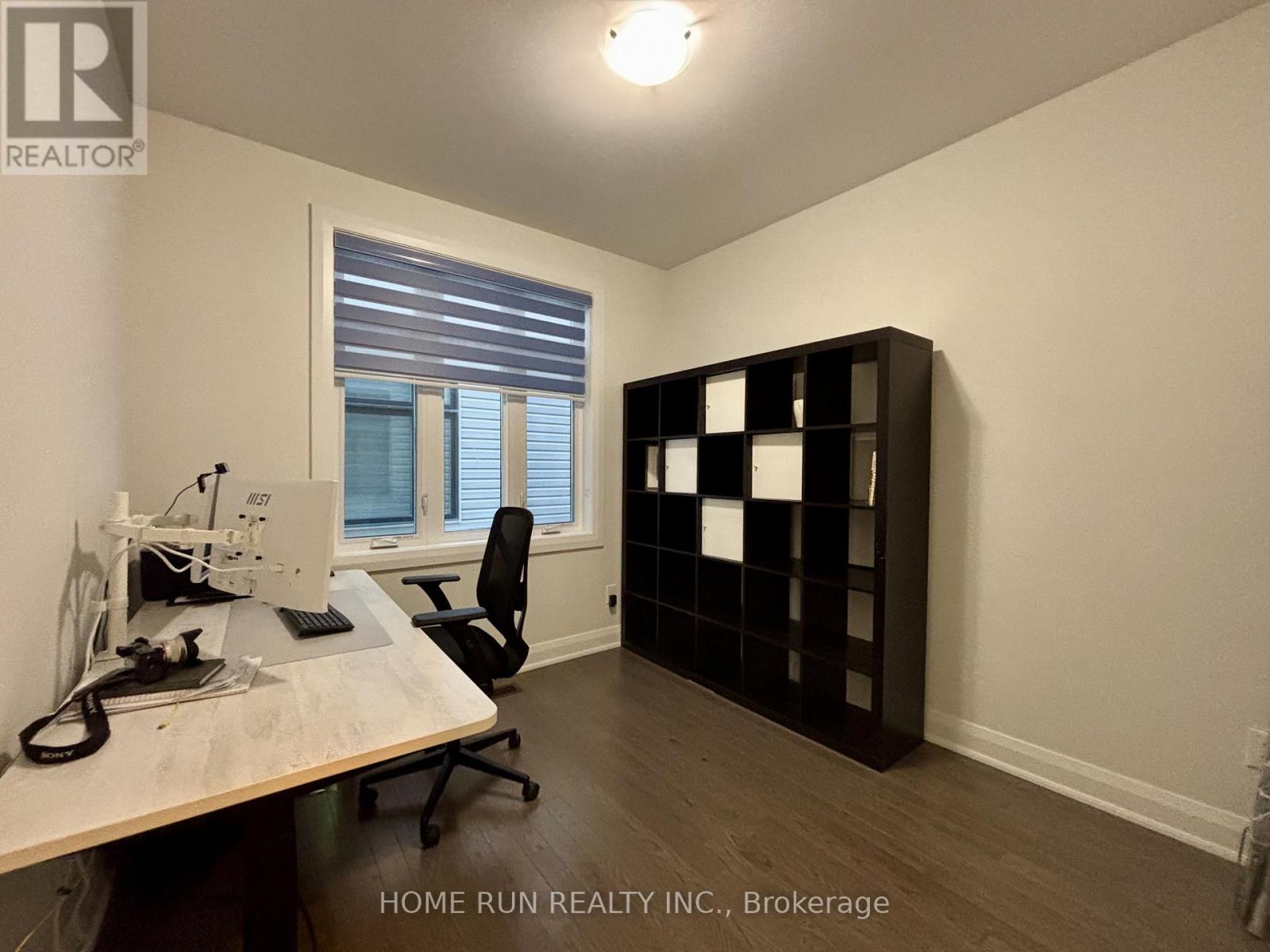 561 Honeylocust Avenue, Ottawa, Ontario  K2V 0L8 - Photo 16 - X12498280