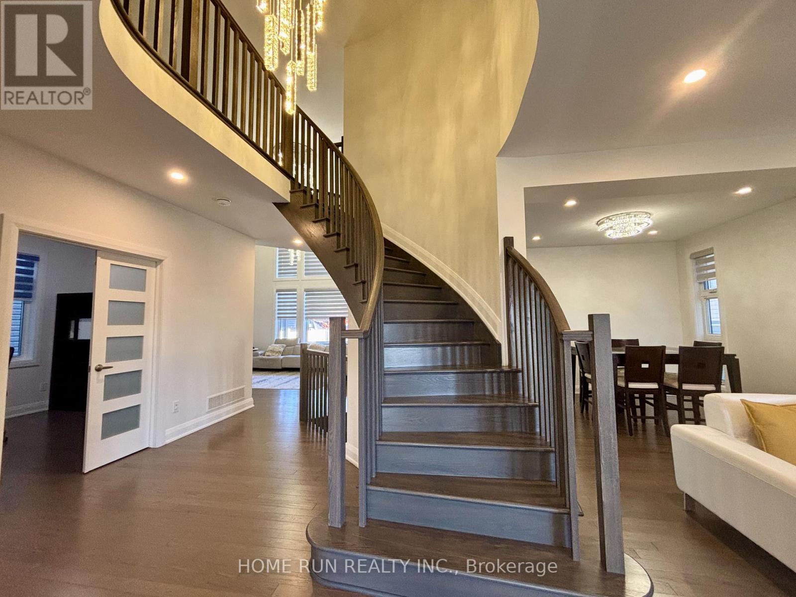 561 Honeylocust Avenue, Ottawa, Ontario  K2V 0L8 - Photo 18 - X12498280