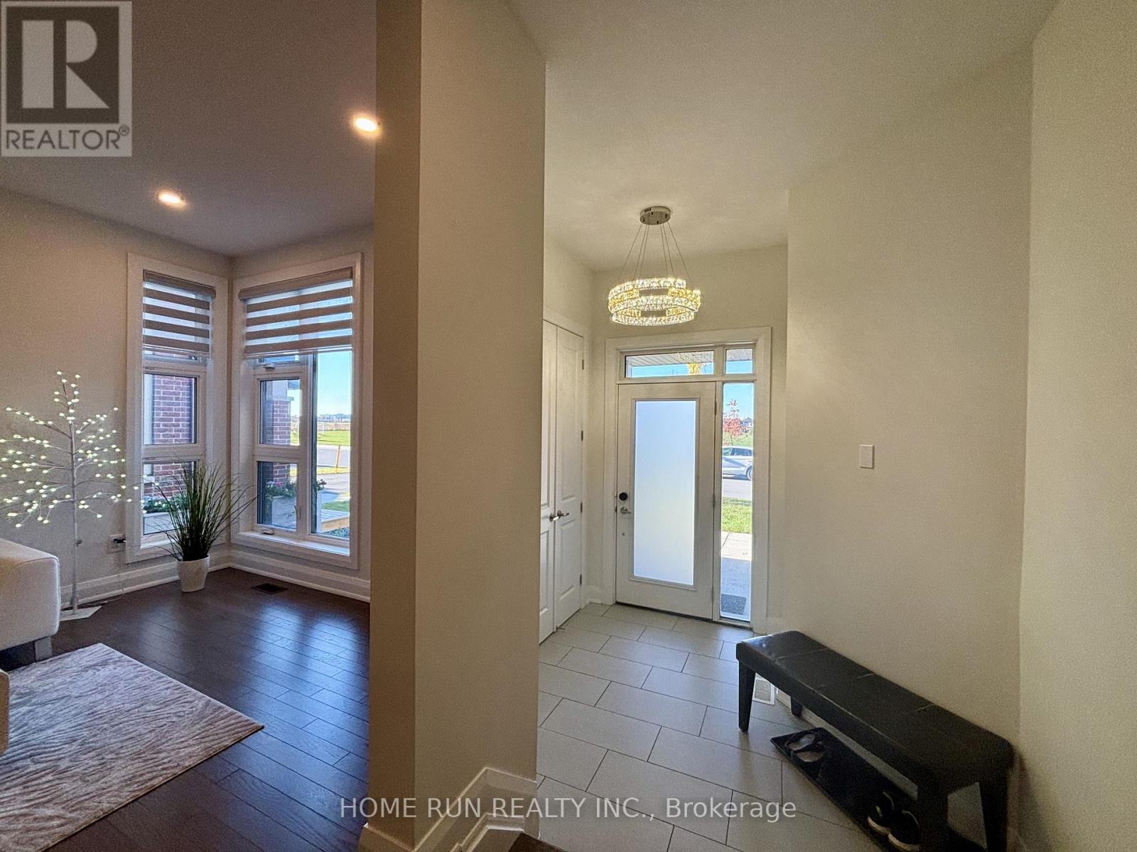 561 Honeylocust Avenue, Ottawa, Ontario  K2V 0L8 - Photo 2 - X12498280