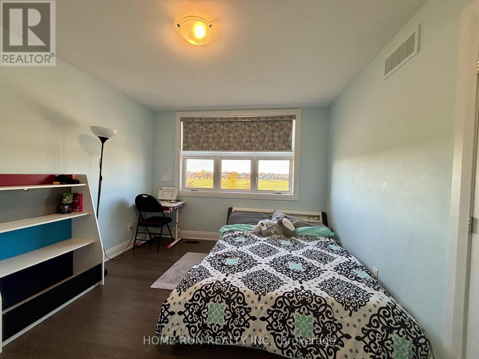 561 Honeylocust Avenue, Ottawa, Ontario  K2V 0L8 - Photo 30 - X12498280