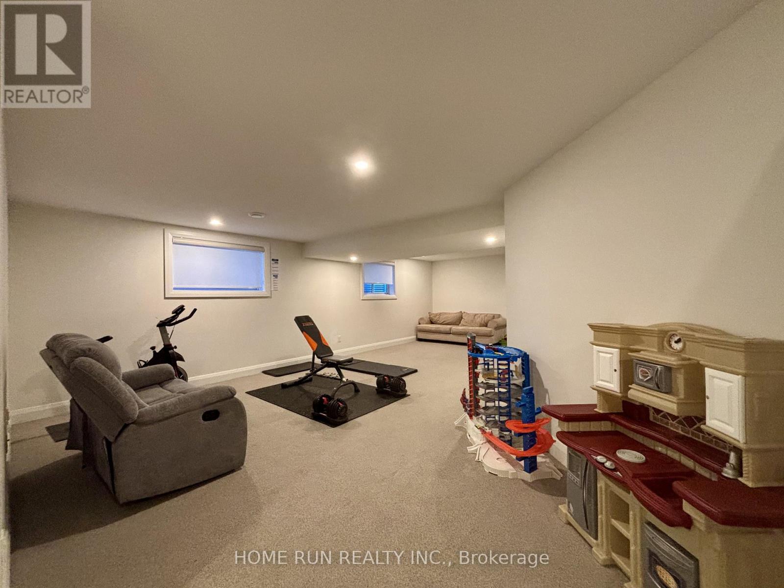 561 Honeylocust Avenue, Ottawa, Ontario  K2V 0L8 - Photo 35 - X12498280