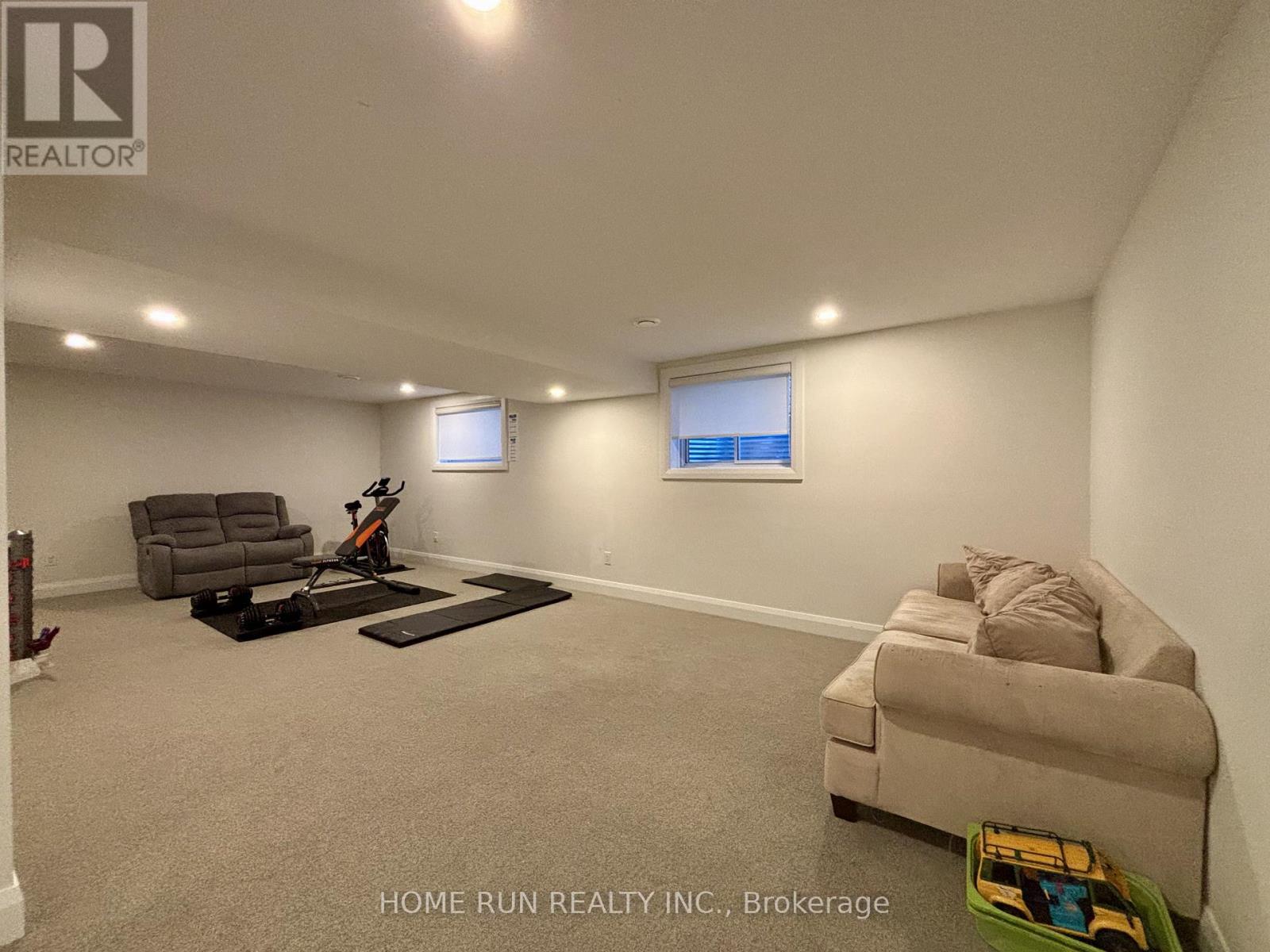 561 Honeylocust Avenue, Ottawa, Ontario  K2V 0L8 - Photo 38 - X12498280