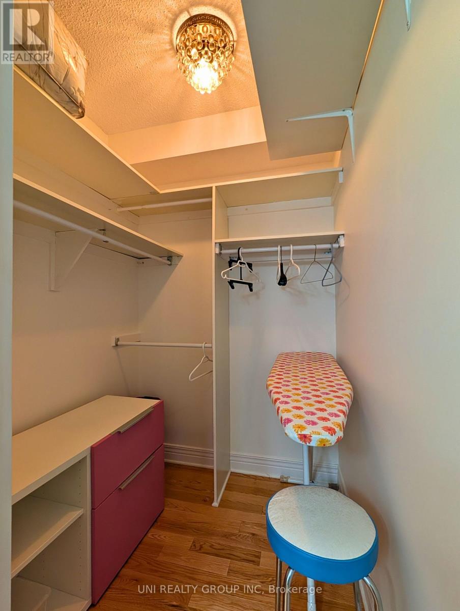 109 - 959 North River Road, Ottawa, Ontario  K1K 3V3 - Photo 38 - X12434046