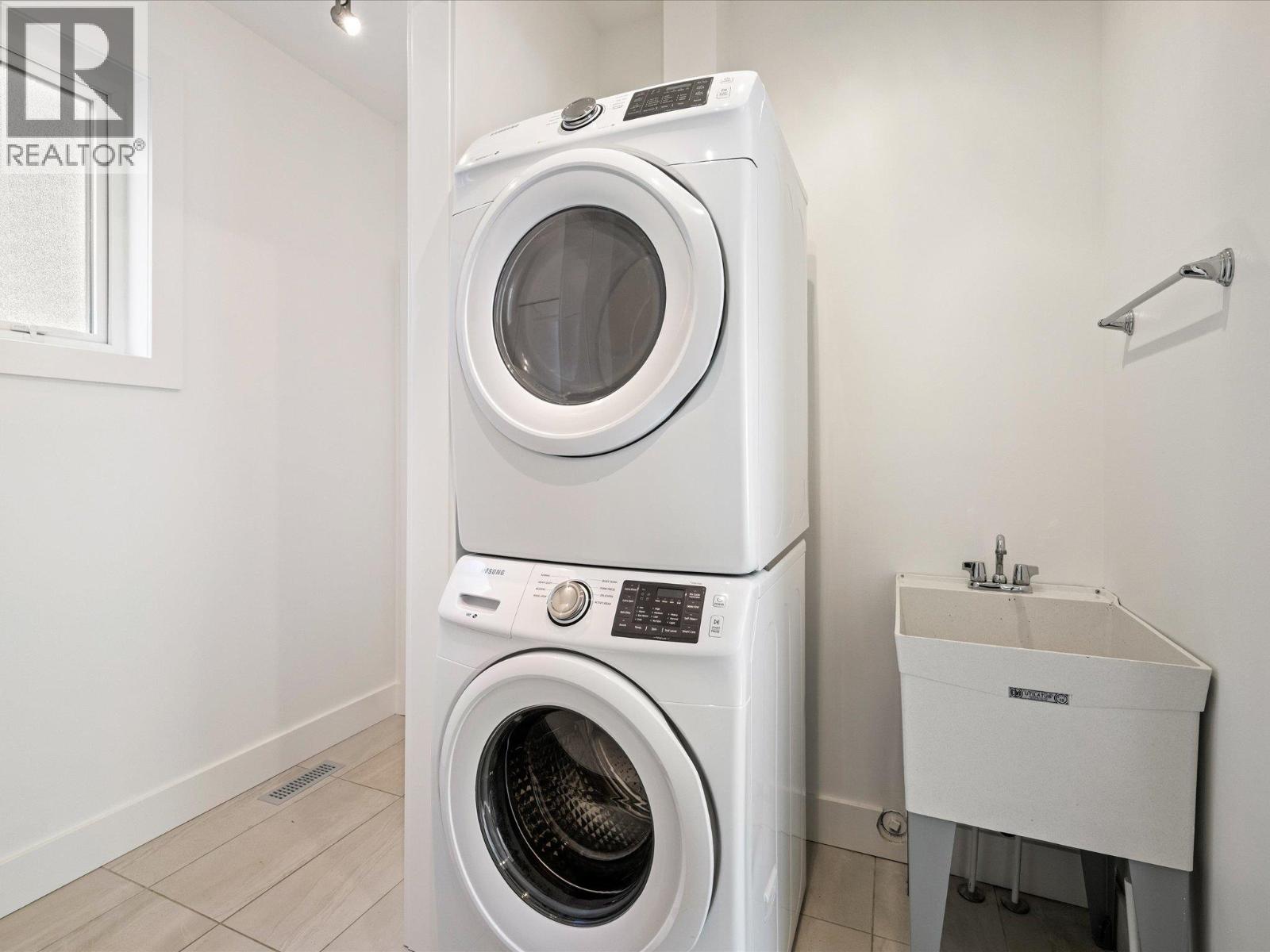 40872 The Crescent, Squamish, British Columbia  V8B 0R9 - Photo 14 - R3063799