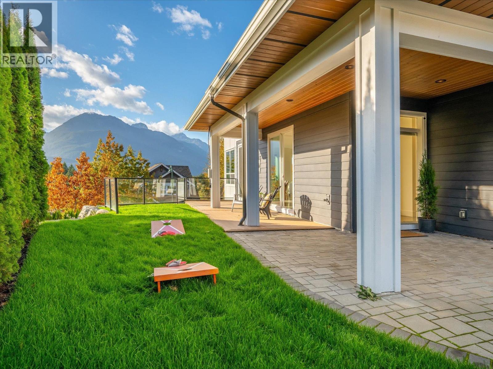 40872 The Crescent, Squamish, British Columbia  V8B 0R9 - Photo 17 - R3063799