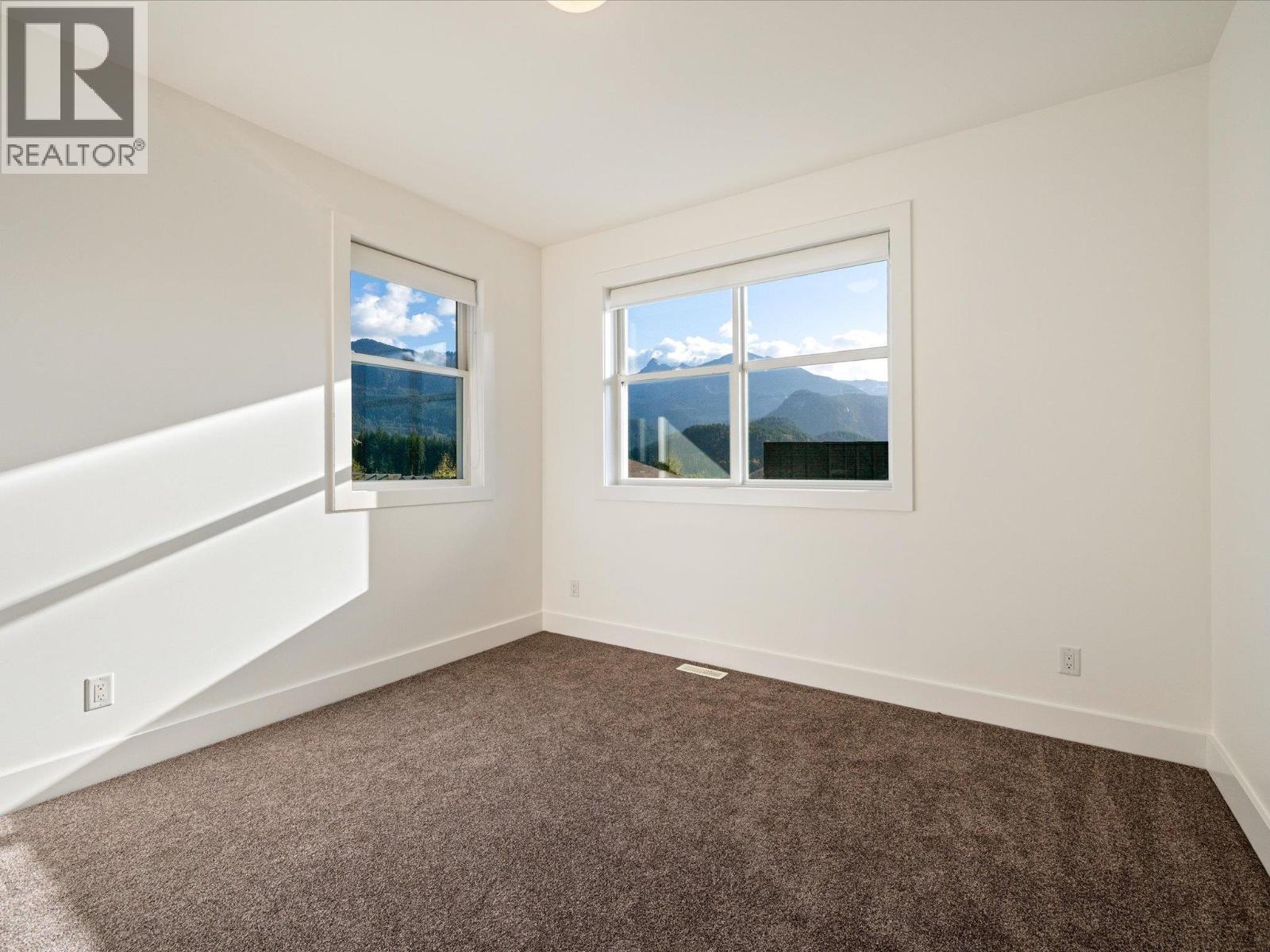 40872 The Crescent, Squamish, British Columbia  V8B 0R9 - Photo 19 - R3063799