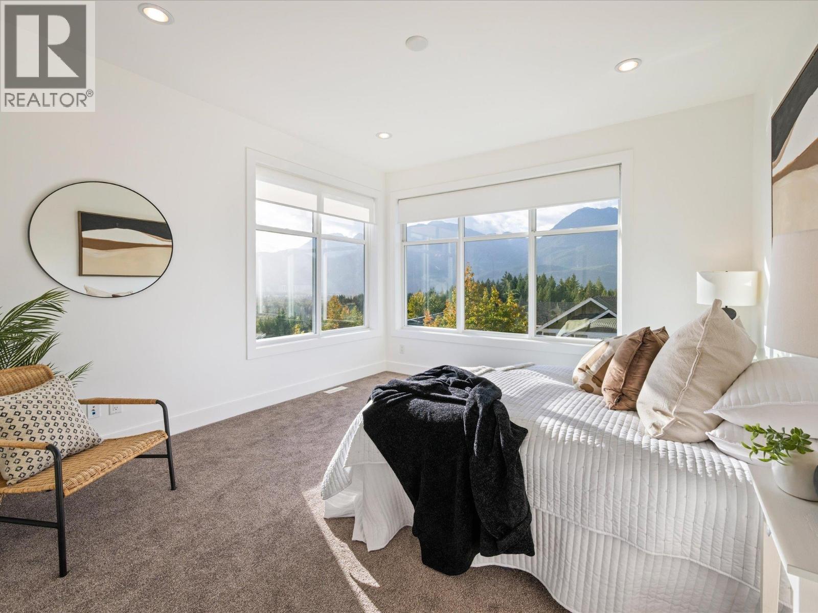 40872 The Crescent, Squamish, British Columbia  V8B 0R9 - Photo 23 - R3063799