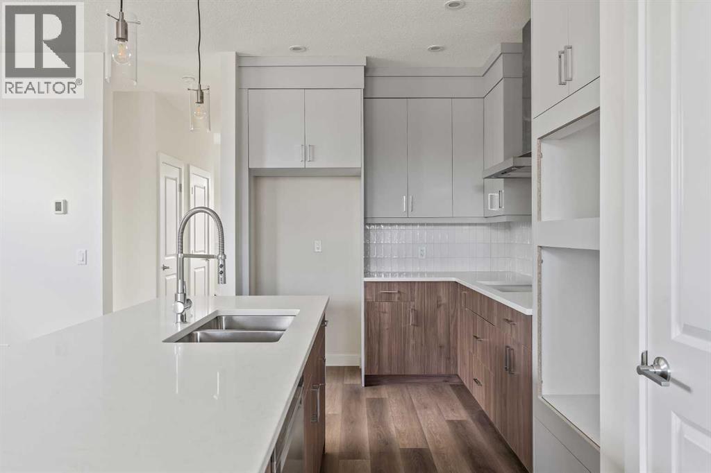 10 Herron Common Ne, Calgary, Alberta  T3P 2L2 - Photo 6 - A2265521