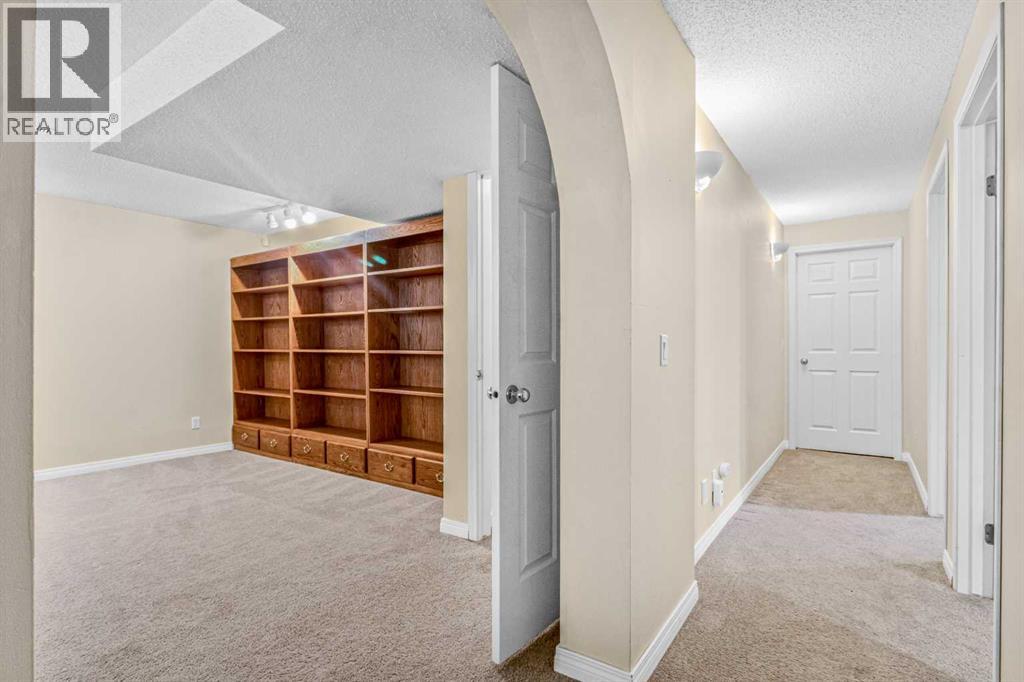 968 Citadel Drive Nw, Calgary, Alberta  T3G 3X4 - Photo 33 - A2267514