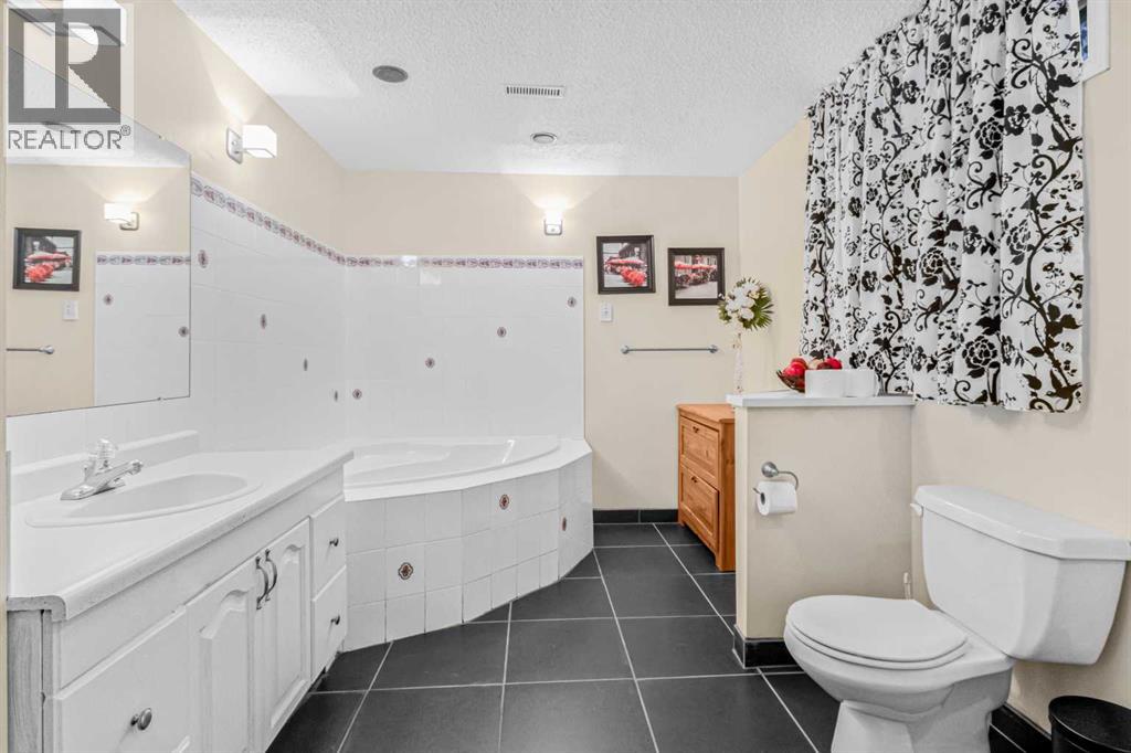 968 Citadel Drive Nw, Calgary, Alberta  T3G 3X4 - Photo 32 - A2267514