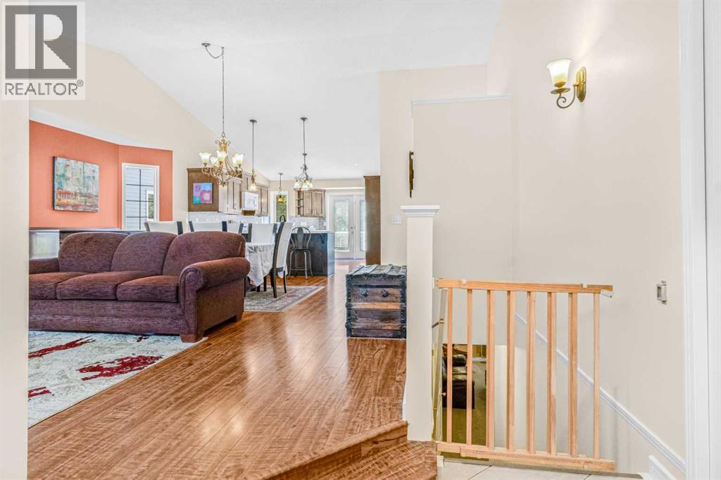 968 Citadel Drive Nw, Calgary, Alberta  T3G 3X4 - Photo 4 - A2267514