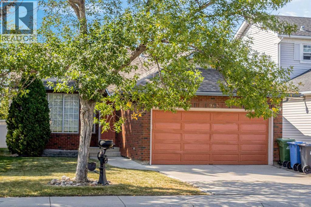 968 Citadel Drive Nw, Calgary, Alberta  T3G 3X4 - Photo 2 - A2267514