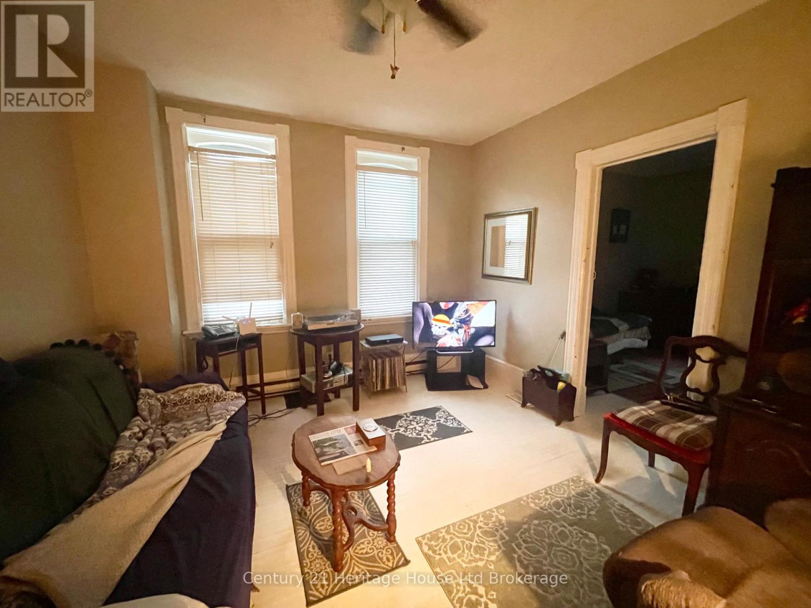 205 William Street, Brantford, Ontario  N3T 3L6 - Photo 11 - X12497522