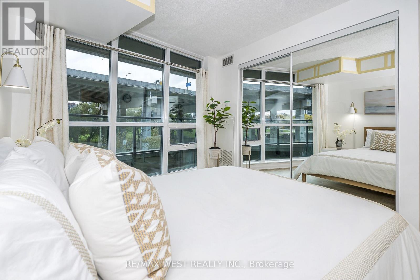 465 - 209 Fort York Boulevard, Toronto (Niagara), Ontario  M5V 4A1 - Photo 21 - C12498286