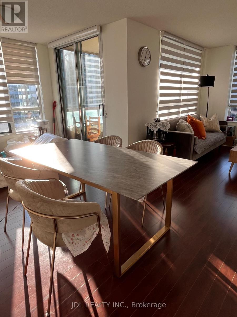 1110 - 238 DORIS AVENUE, Toronto, Ontario