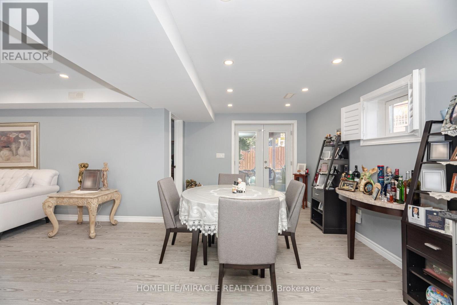 57 Bronze Crescent, Bradford West Gwillimbury (Bradford), Ontario  L3Z 0B1 - Photo 26 - N12498290