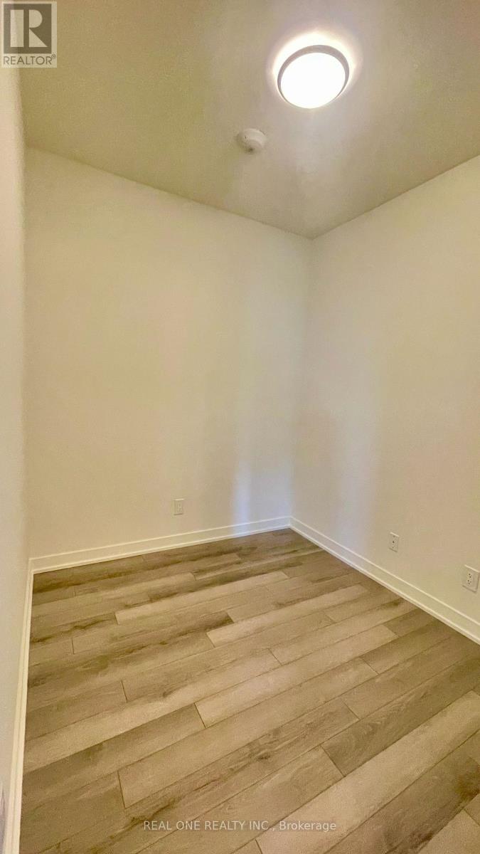 1909 - 3079 Trafalgar Road, Oakville, Ontario  L6H 8C5 - Photo 10 - W12498278