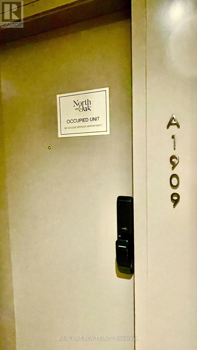 1909 - 3079 Trafalgar Road, Oakville, Ontario  L6H 8C5 - Photo 4 - W12498278