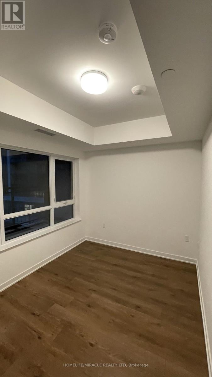 331 - 395 Dundas Street W, Oakville, Ontario  L6M 5R8 - Photo 14 - W12498294