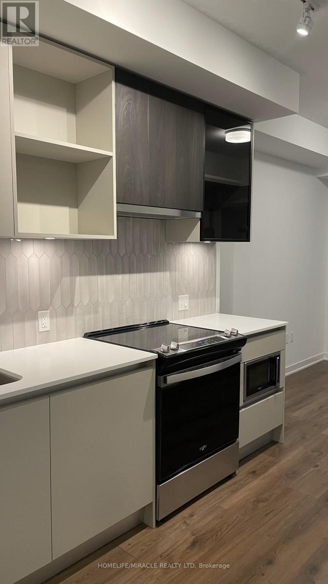 331 - 395 Dundas Street W, Oakville, Ontario  L6M 5R8 - Photo 8 - W12498294