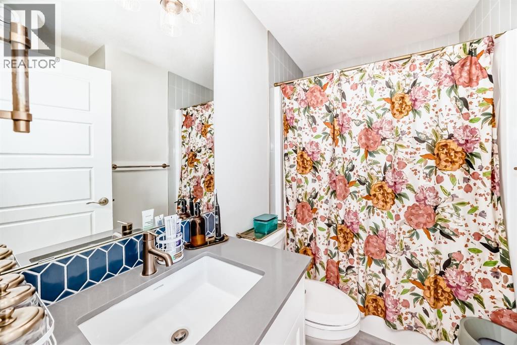 689 Livingston Way Ne, Calgary, Alberta  T3P 1N8 - Photo 19 - A2262439