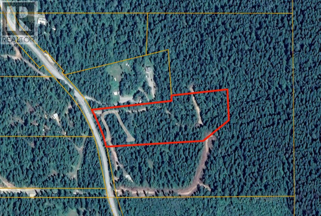 1176 GOLDEN DONALD UPPER Road, Golden, British Columbia