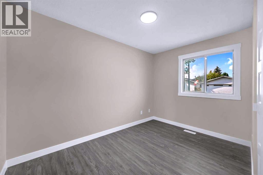 951 Maitland Way Ne, Calgary, Alberta  T2A 5M8 - Photo 12 - A2267811