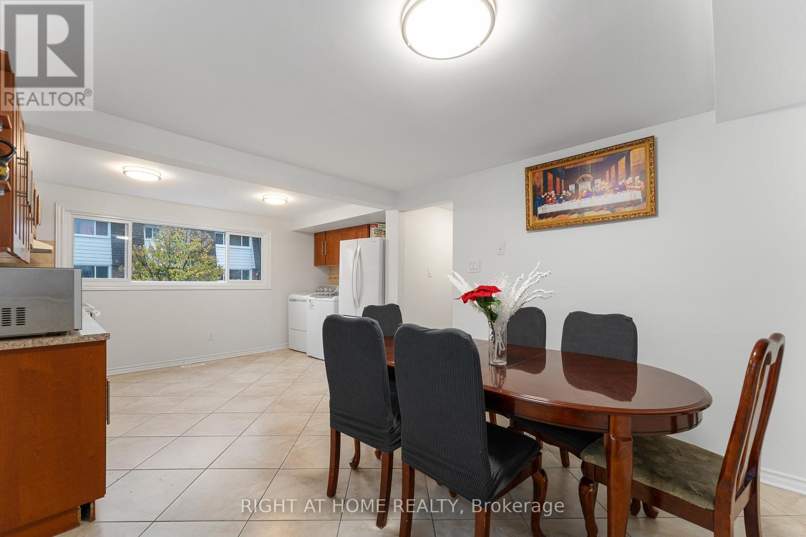 32 - 2296 Orient Park Drive, Ottawa, Ontario  K1B 4N6 - Photo 20 - X12498306