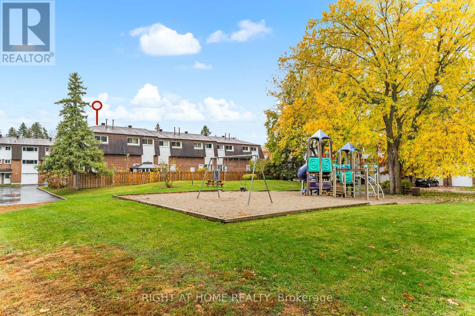 32 - 2296 Orient Park Drive, Ottawa, Ontario  K1B 4N6 - Photo 39 - X12498306