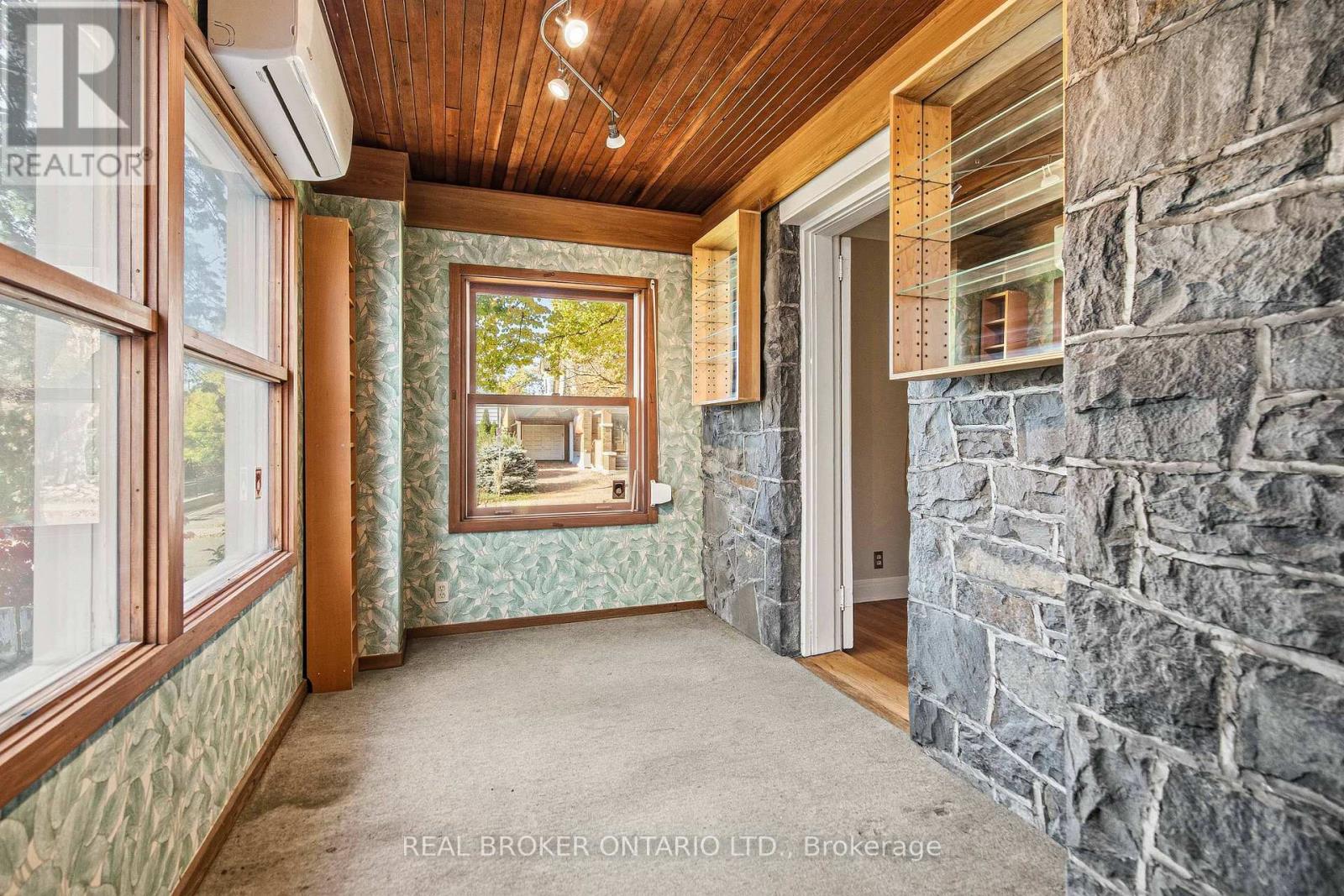 43 Reid Avenue, Ottawa, Ontario  K1Y 1S5 - Photo 10 - X12498312